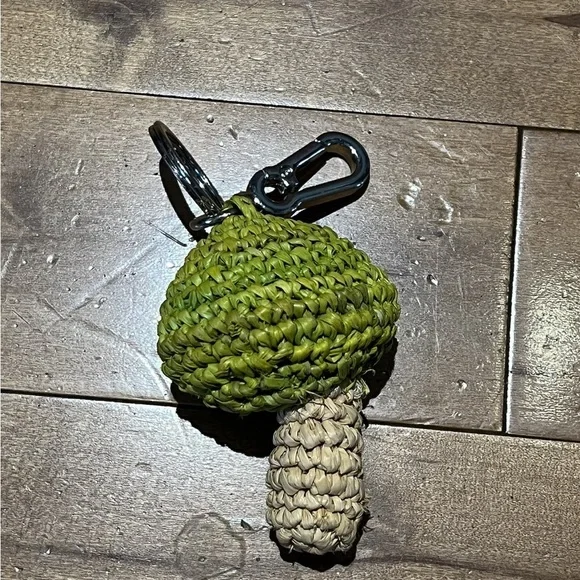 Rare Stussy raffia mushroom keychain - Picture 4 of 4